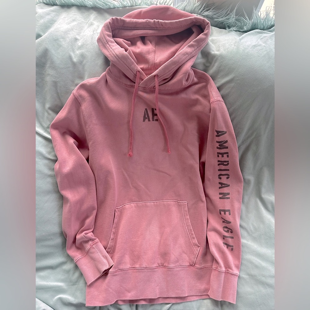 EUC!! AE Hoodie🦅!